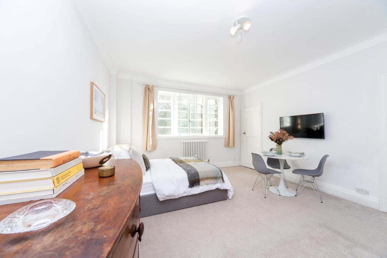 Beautifully Presented Centrally Located Studio Apartment Londres Exterior foto