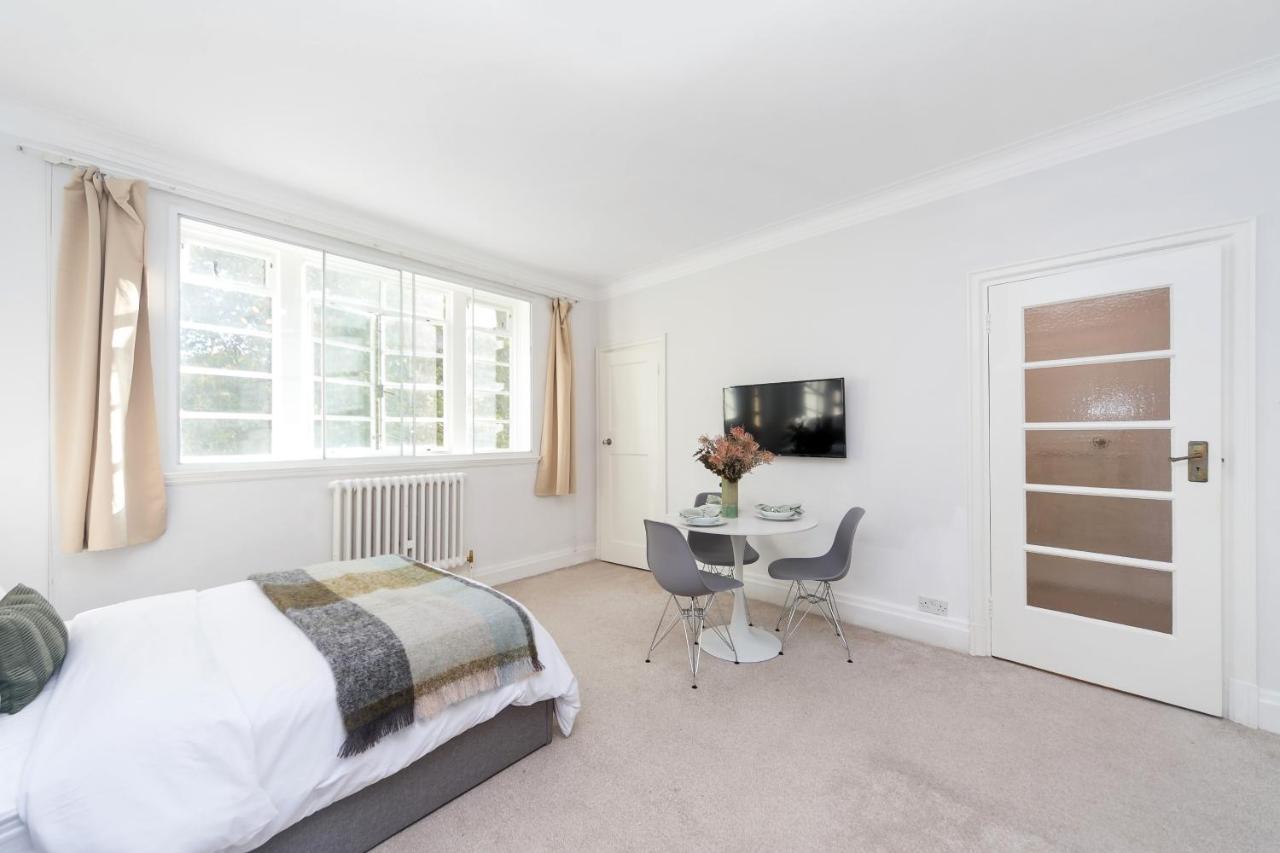 Beautifully Presented Centrally Located Studio Apartment Londres Exterior foto
